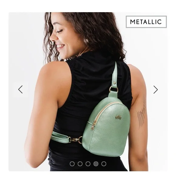 Portland Leather Metallic Mint Green Crossbody Bag - Picture 3 of 10